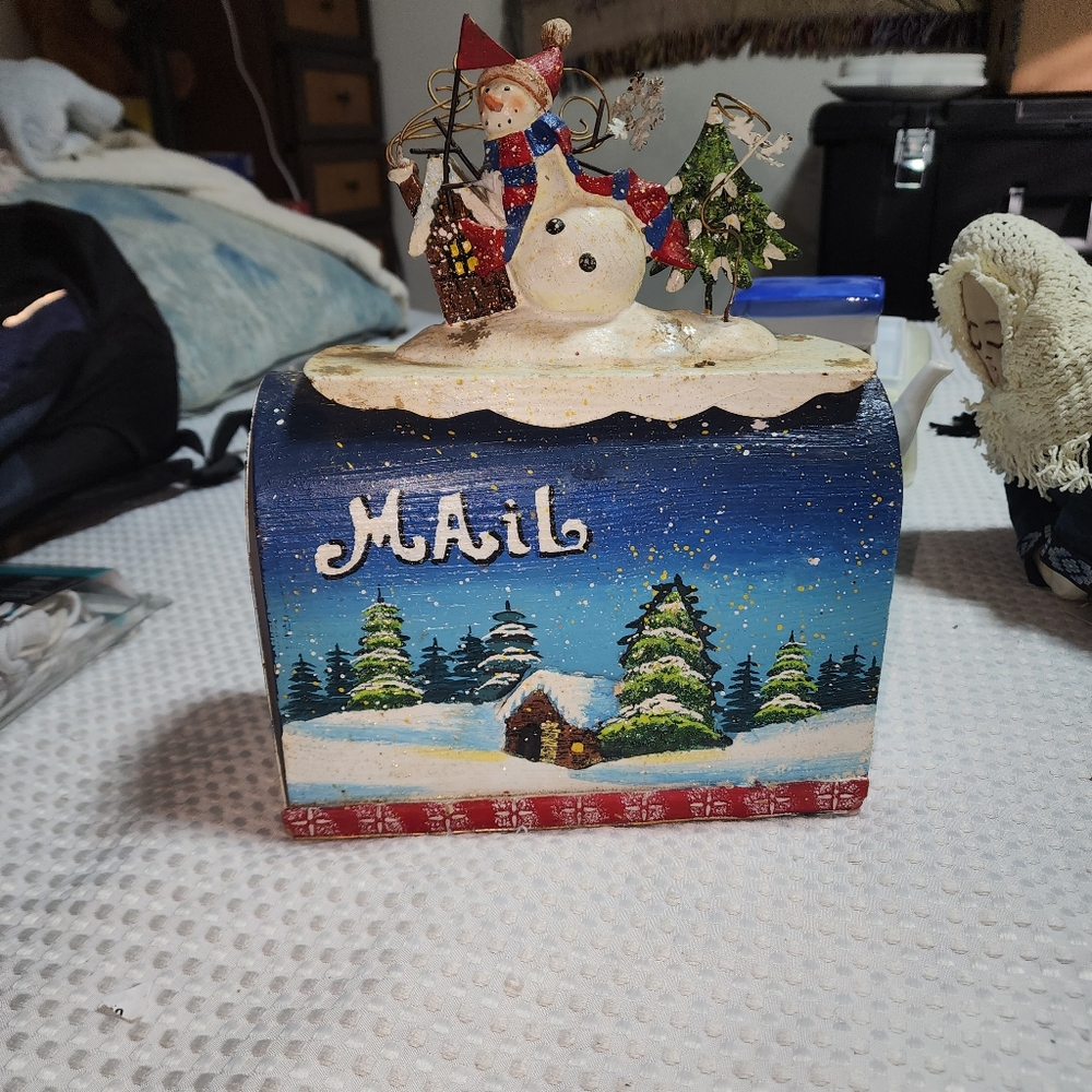 GRANDUER NOEL EUC SNOWMAN CHRISTMAS CARD MAIL BOX DECORATION METAL